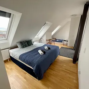 Eca Rooftop Live - Private & Serviced Viena